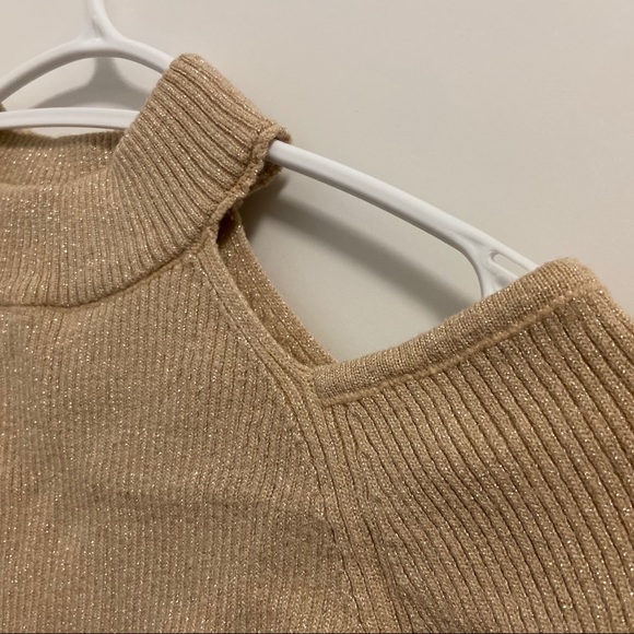 BlingBling Knit Top with flared sleeves - Picture 4 of 4